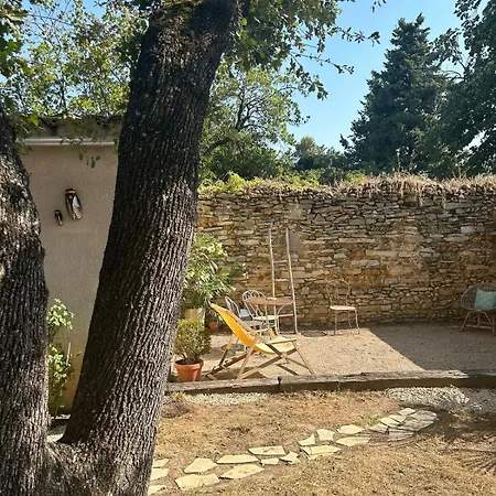 Indépendante Les Chênes * Villeneuve-lès-Avignon